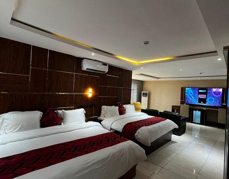 WhatsApp Image 2024-01-29 at 09.44.35 (1)