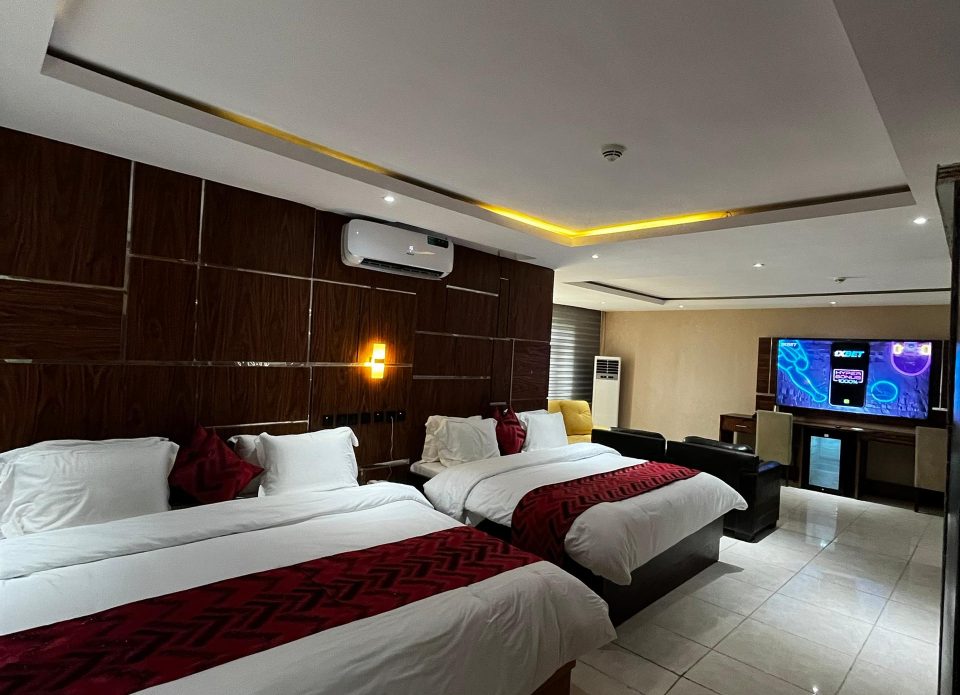 WhatsApp Image 2024-01-29 at 09.44.35 (1)